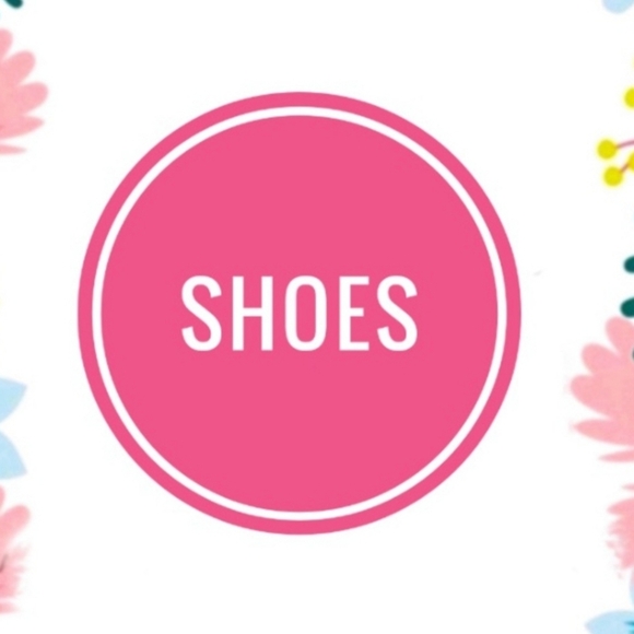 ✨️ PREOWNED UNLISTED SHOES LISTING ✨️ - Picture 3 of 4